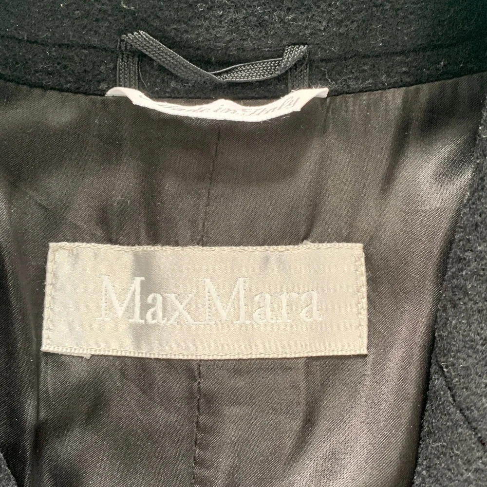 MaxMara Women's Black Wool Pea Coat - Picture 2 of 6